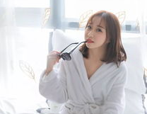 浴袍网红照片,时尚与舒适并存